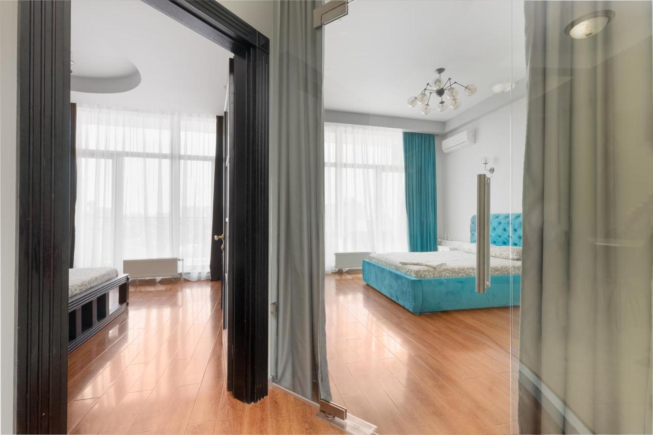 Arcadia Palace 2-Bedrooms Apartment With Terrace Odessa Eksteriør billede