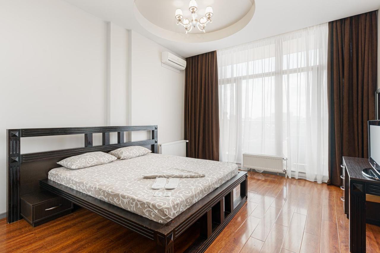 Arcadia Palace 2-Bedrooms Apartment With Terrace Odessa Eksteriør billede